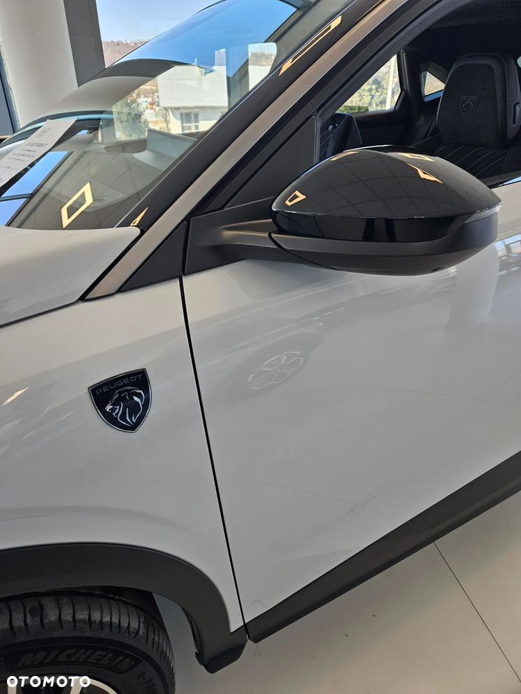 Peugeot 3008 1.2 PureTech mHEV GT E-DCS6 - 6