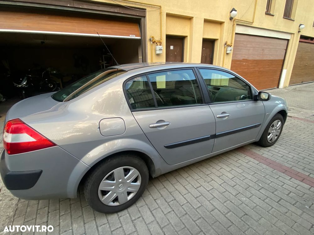 Renault Megane II 1.6 Authentique - 4