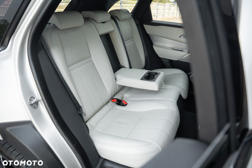 Land Rover Range Rover Velar 2.0 Si4 R-Dynamic - 36