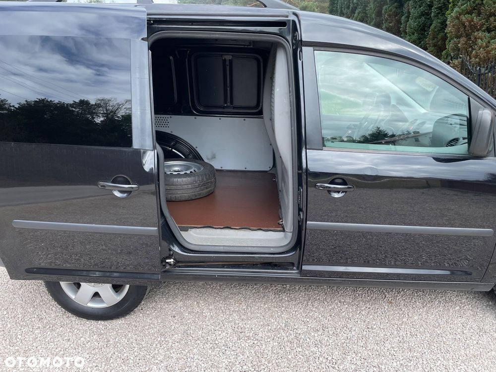 Volkswagen Caddy - 17