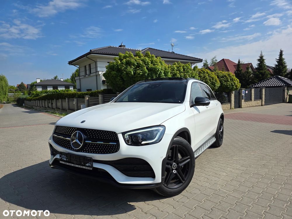 Mercedes-Benz GLC 200 4Matic 9G-TRONIC AMG Line - 35