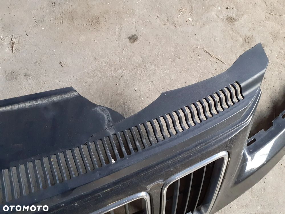 12056 Grill atrapa Jeep Grand Cherokee WK2 lift - 8