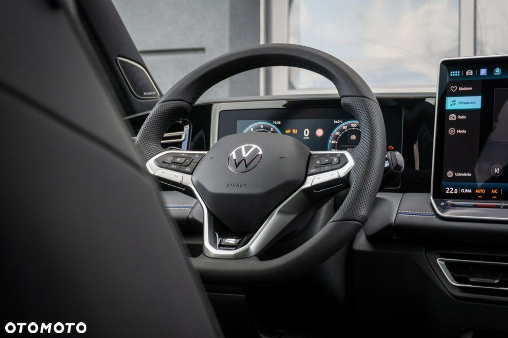 Volkswagen Tiguan - 19