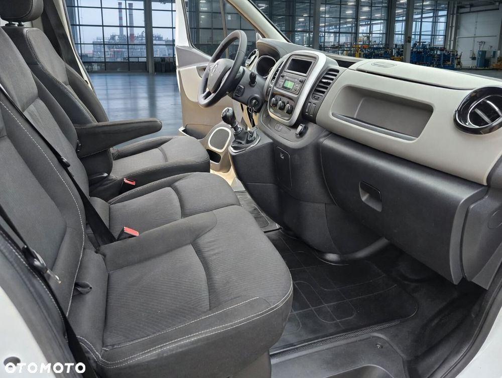 Renault TRAFIC - 19