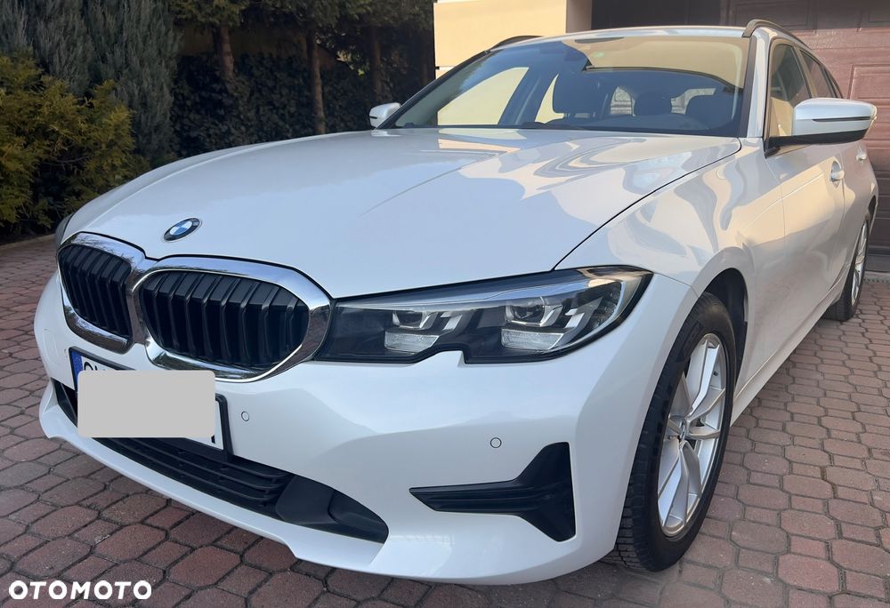BMW Seria 3 330i Advantage - 14