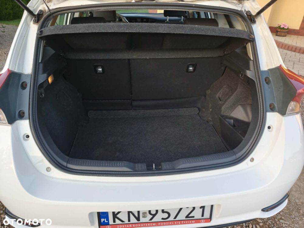 Toyota Auris - 5