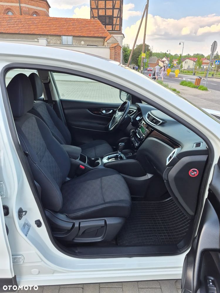 Nissan Qashqai - 12