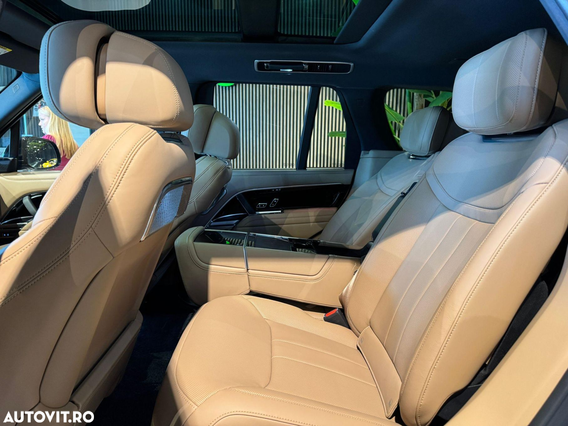 Land Rover Range Rover - 32