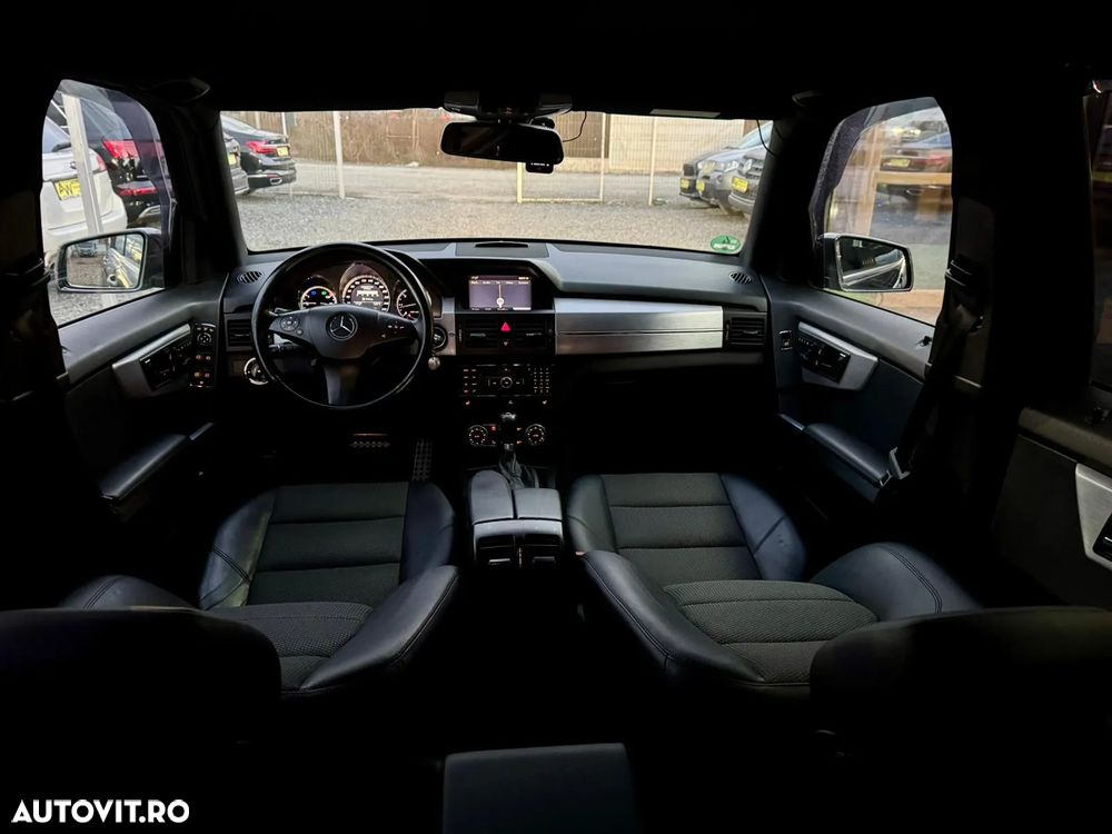 Mercedes-Benz GLK 220 CDI DPF 4Matic BlueEFFICIENCY 7G-TRONIC Edition 1 - 24