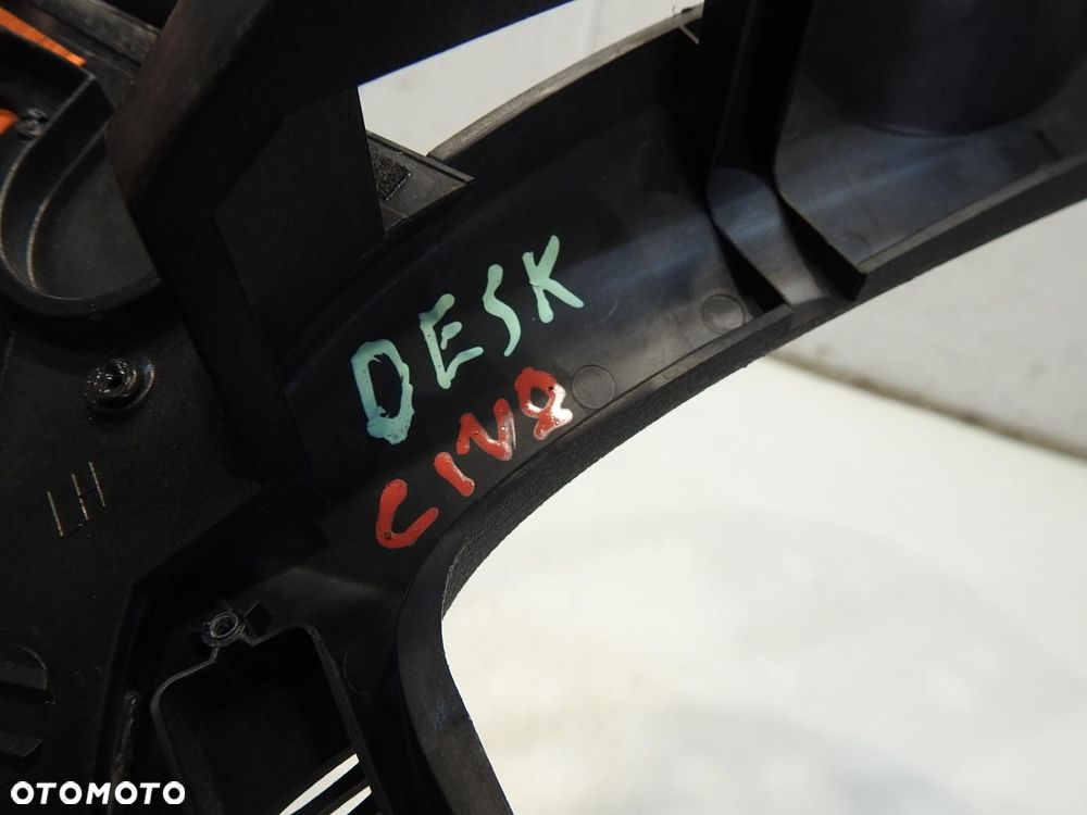 RAMKA OSŁONA LICZNIKA KONSOLI HONDA CIVIC VIII 78121-SMG-G010 - 2