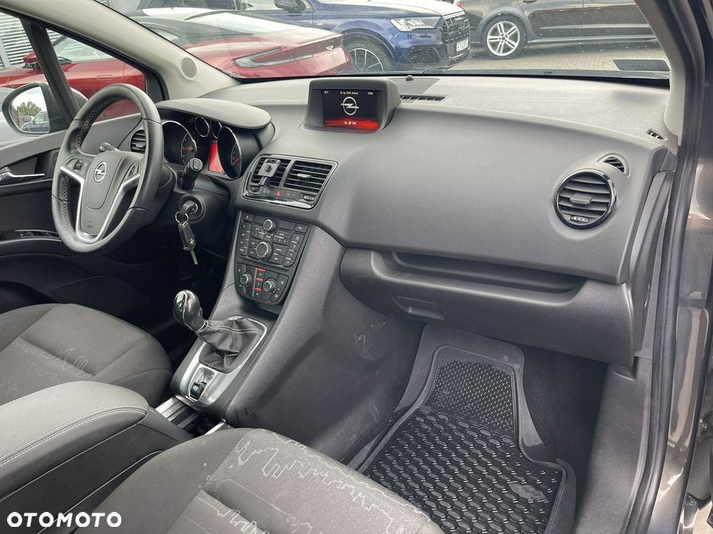 Opel Meriva 1.4 T Essentia - 10