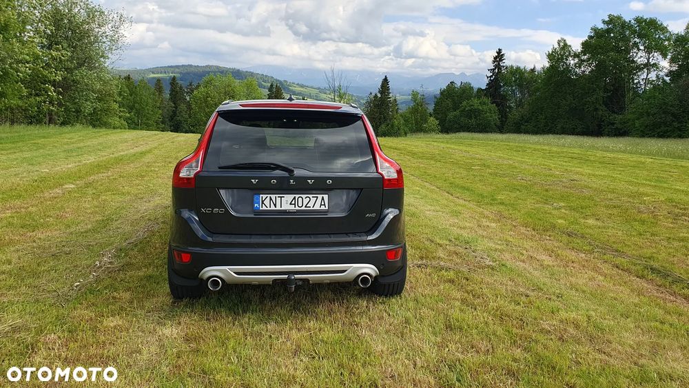 Volvo XC 60 D4 AWD Geartronic RDesign - 8