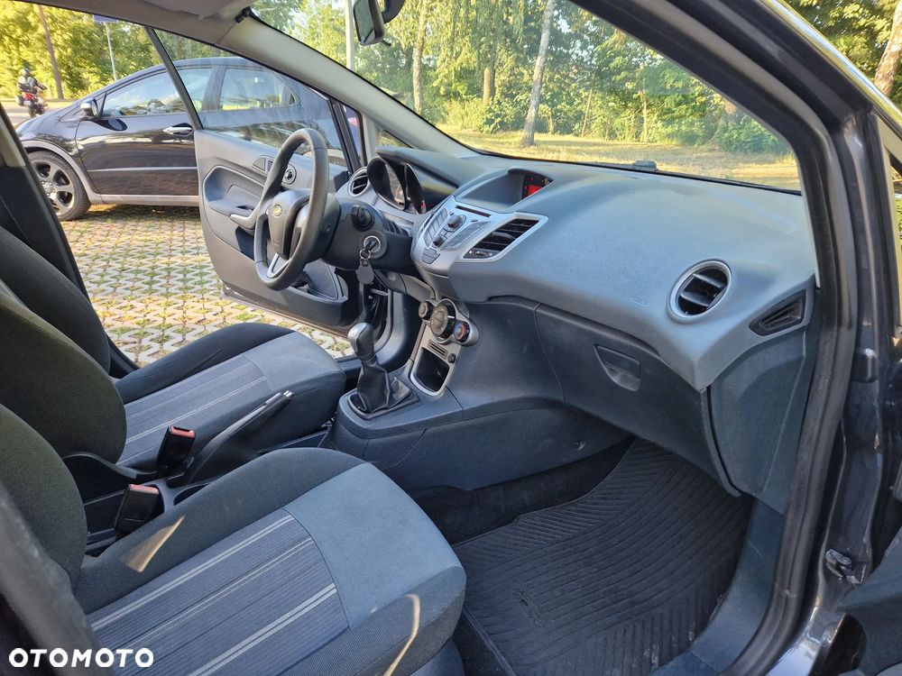 Ford Fiesta 1.25 Trend - 16