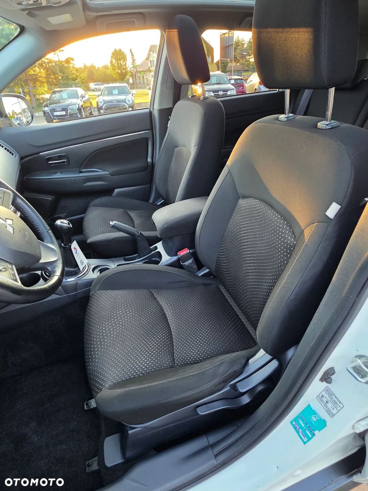 Mitsubishi ASX - 17