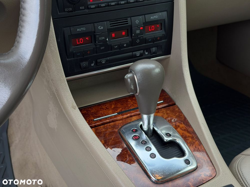 Audi A4 Limousine - 27