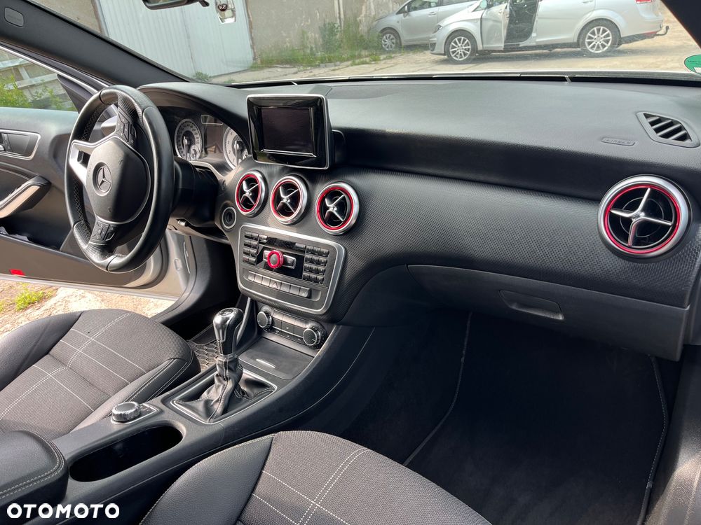 Mercedes-Benz Klasa A 180 (BlueEFFICIENCY) - 8