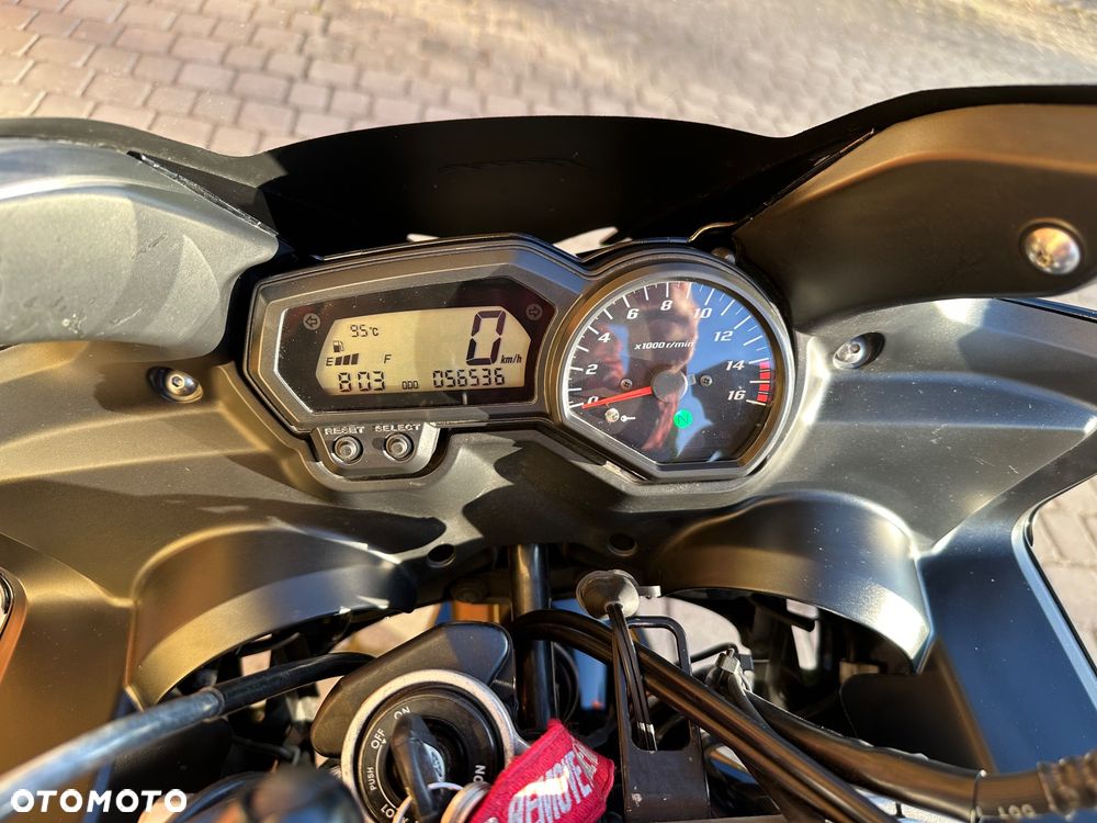 Yamaha FZ6 - 8