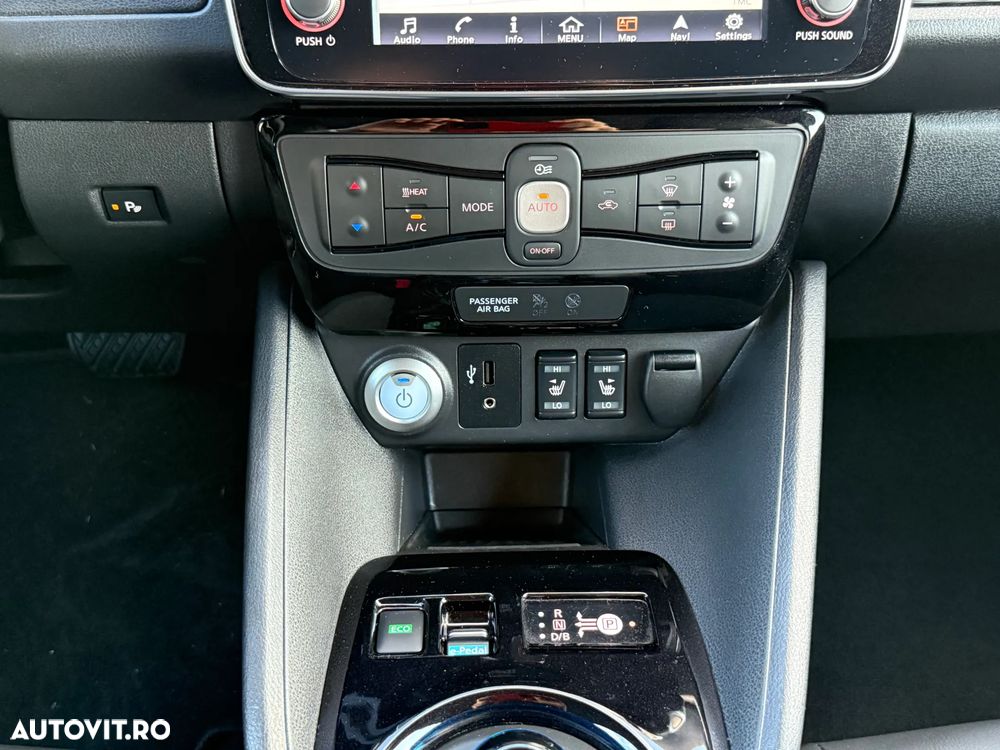 Nissan LEAF 40 kWh Tekna - 27