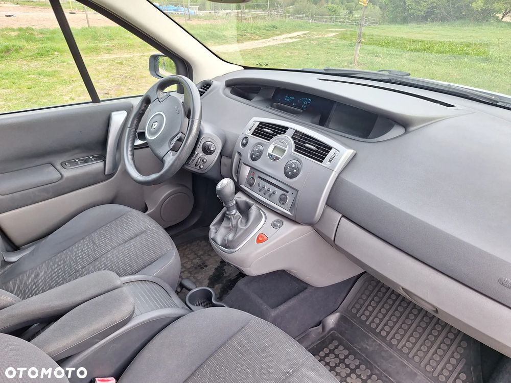Renault Scenic - 26