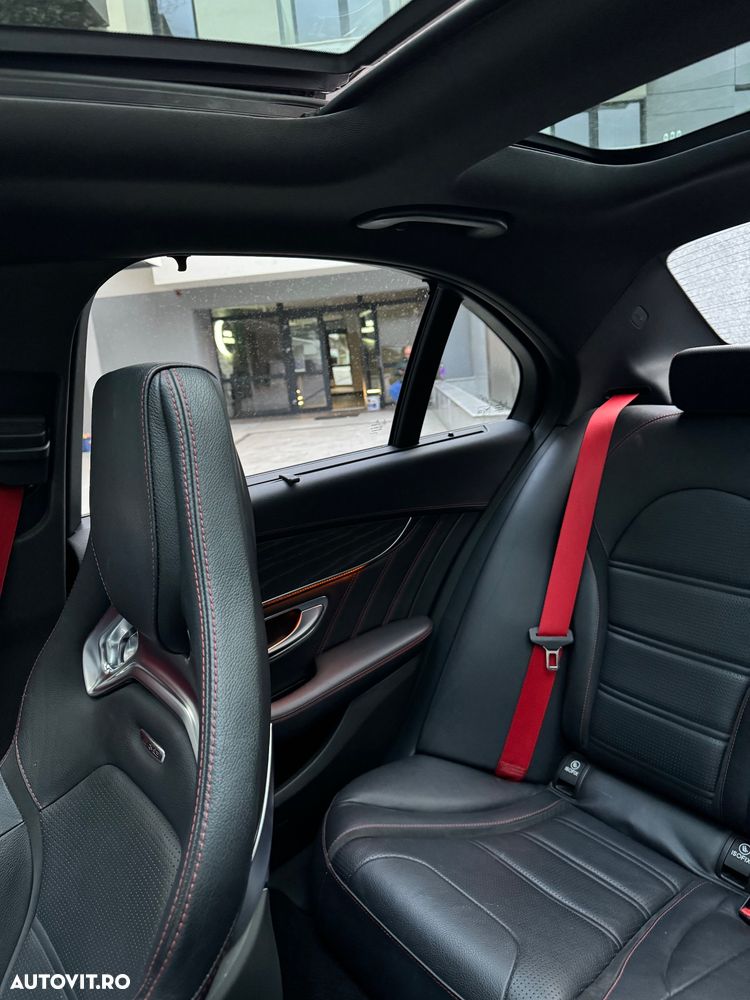 Mercedes-Benz C 400 4MATIC - 16