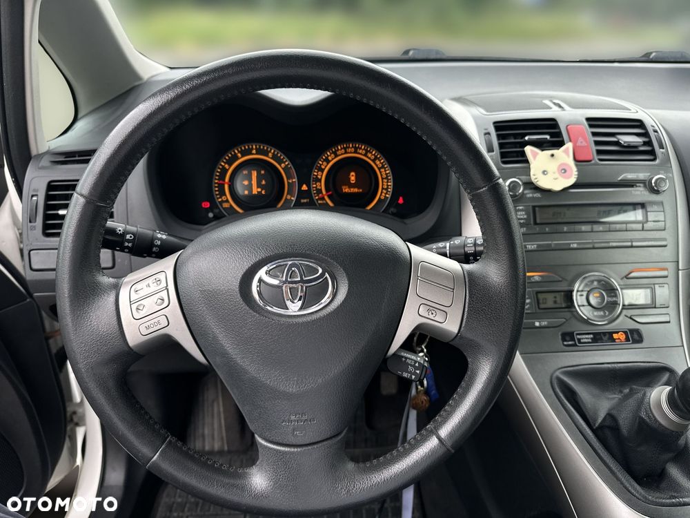 Toyota Auris 1.6 VVT-i Sol - 18