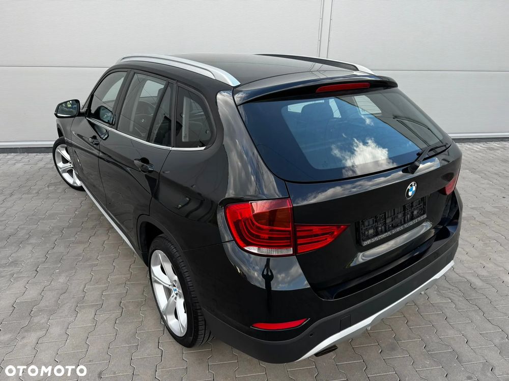 BMW X1 sDrive18d xLine - 18