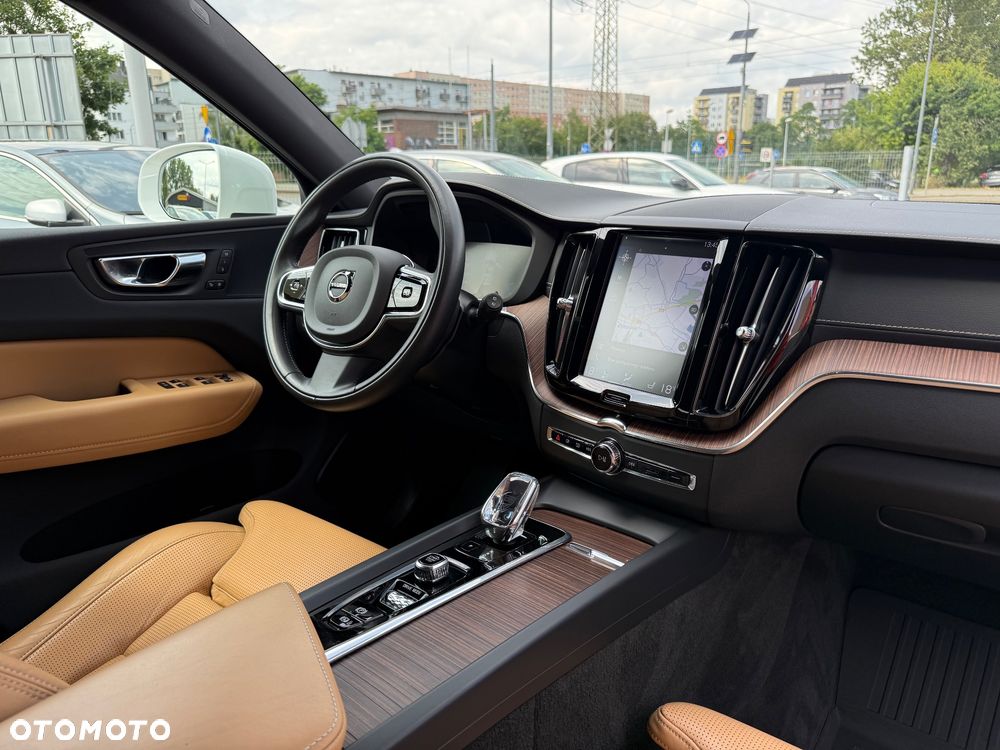 Volvo XC 60 B4 B Inscription - 26