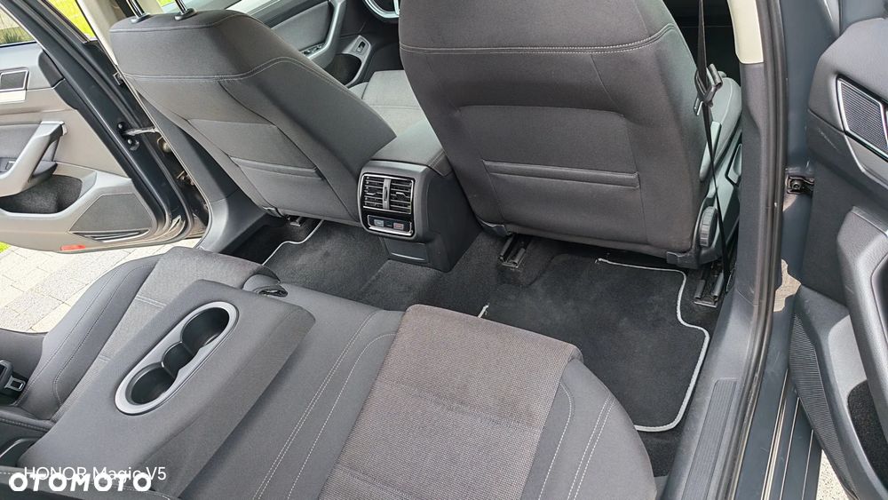 Volkswagen Passat Variant 2.0 TDI DSG (BlueMotion Technology) Highline - 20
