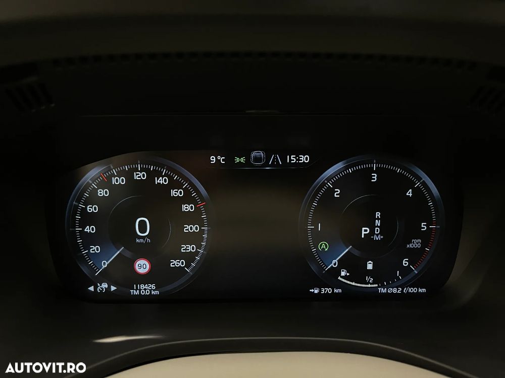 Volvo XC 60 B4 MHEV AWD Inscription - 30