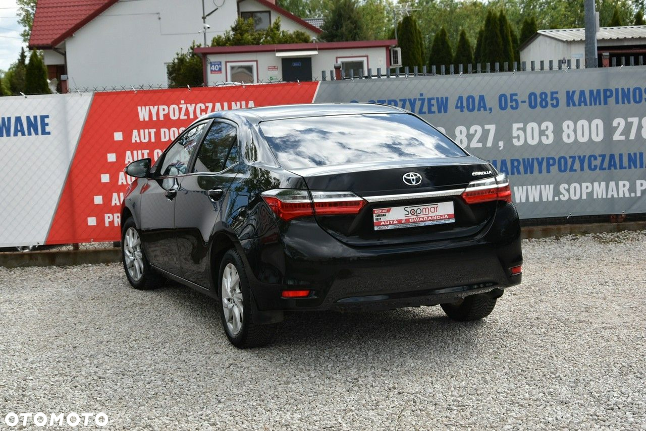 Toyota Corolla 1.6 Comfort - 18