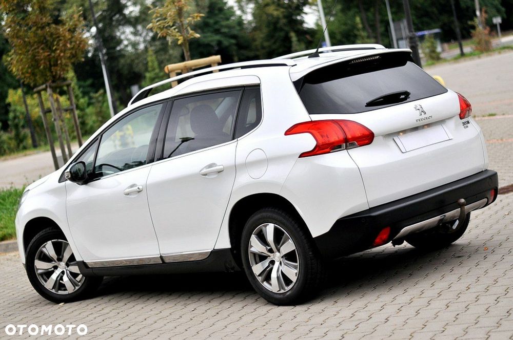 Peugeot 2008 PureTech 110 Stop&Start Business-Line - 4