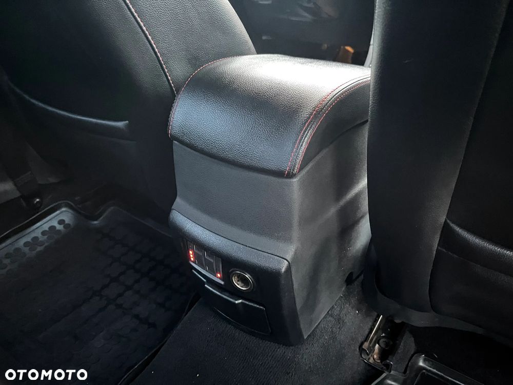 Ford Mondeo 2.5 Titanium S - 20