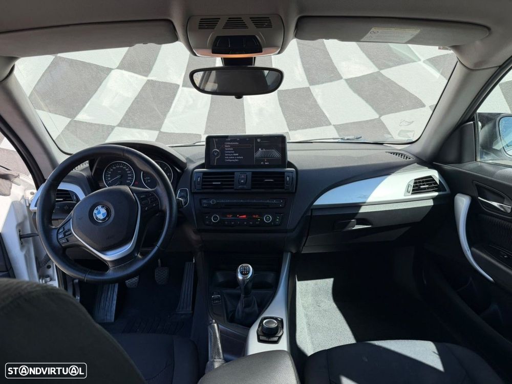 BMW 116 d EfficientDynamics Edition Sport Line - 4