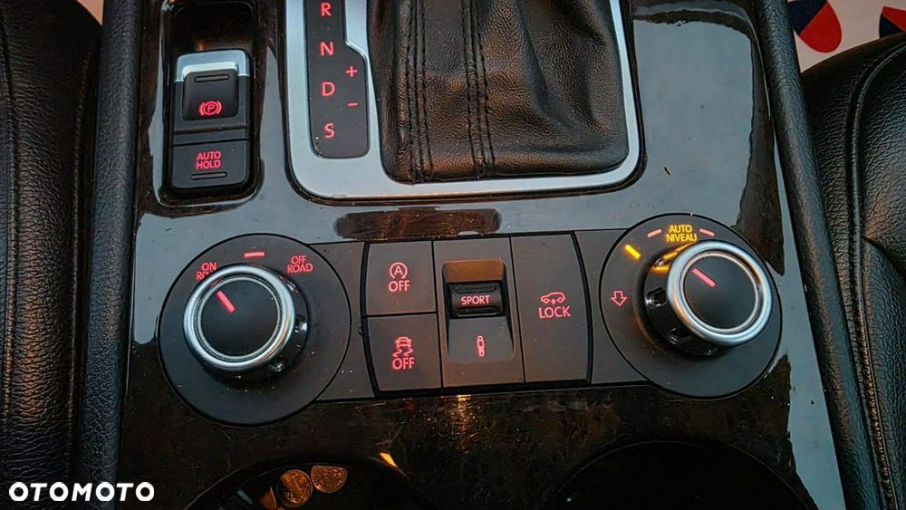 Volkswagen Touareg - 18