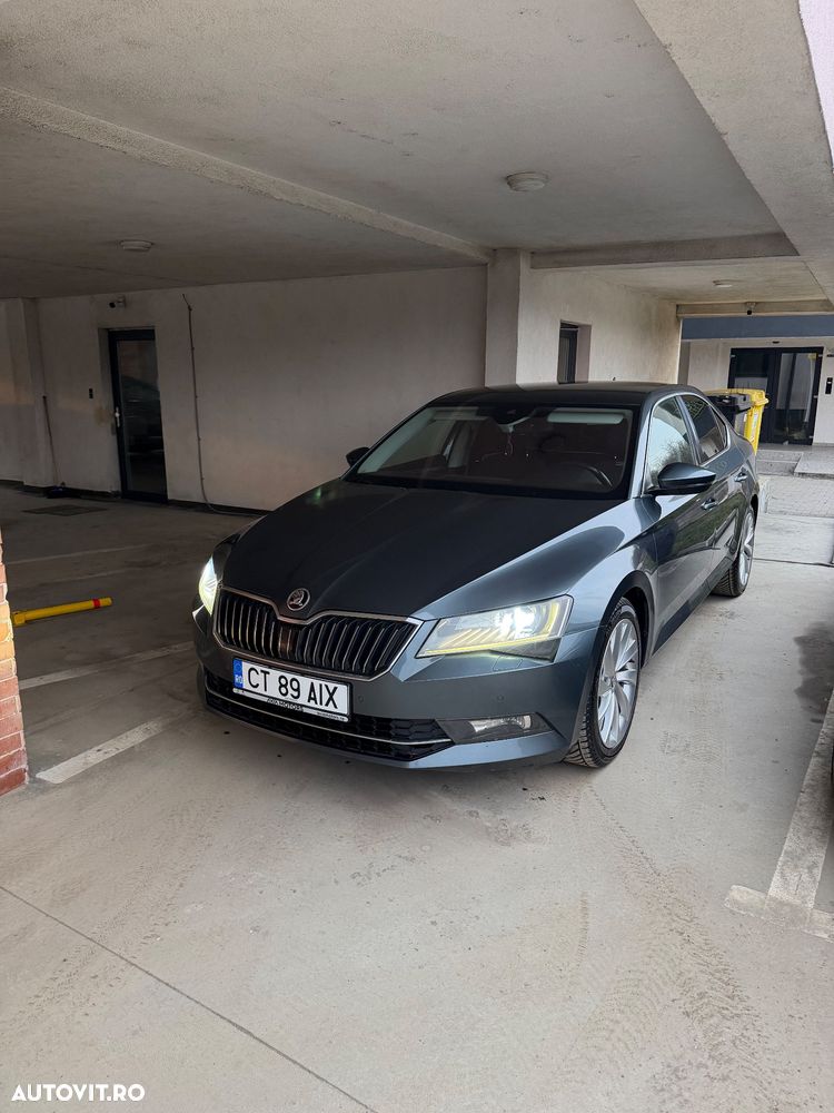 Skoda Superb 2.0 TDI DSG Style - 33