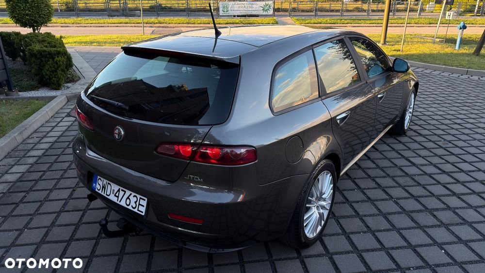 Alfa Romeo 159 1.9 JTDM 16V DPF Distinctive - 12