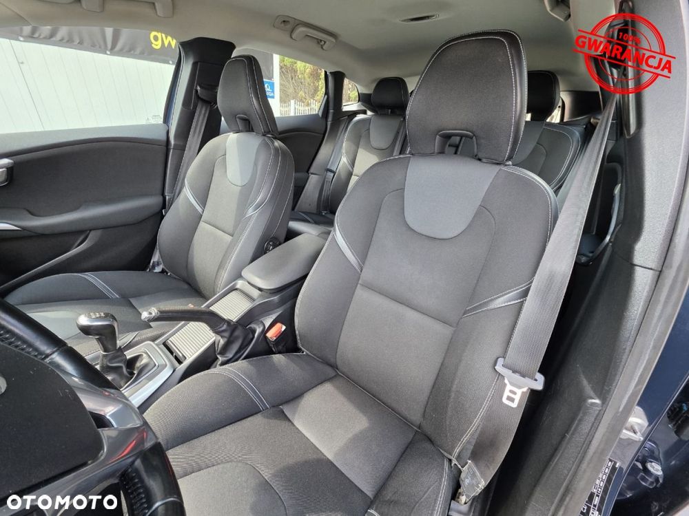 Volvo V40 - 19