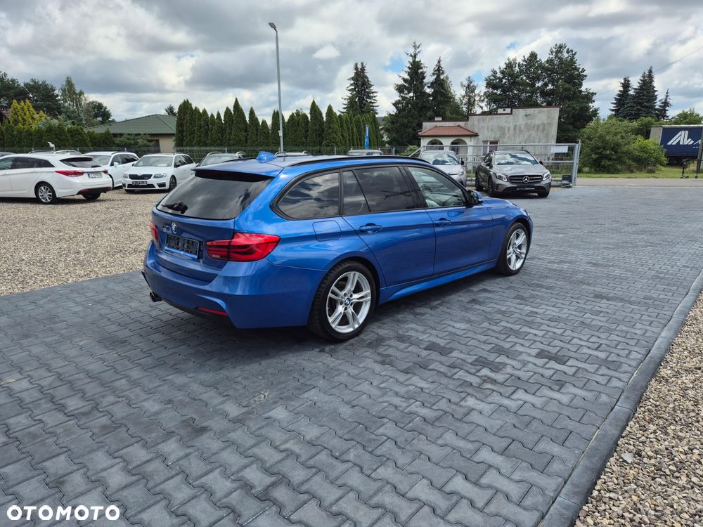 BMW Seria 3 320d xDrive Sport Line - 12