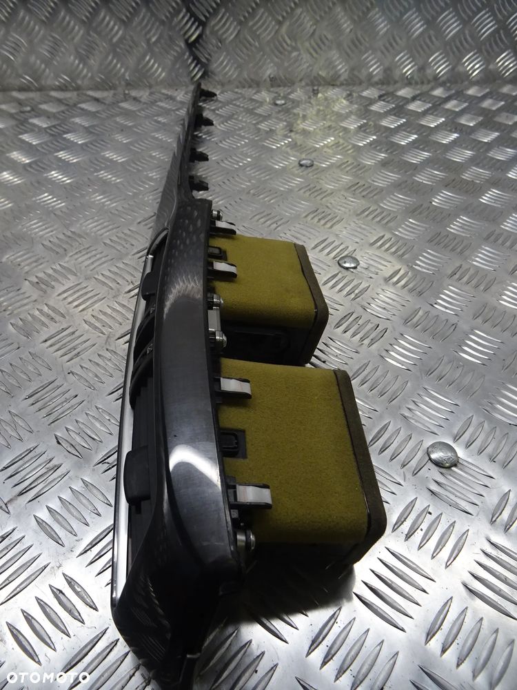 MAZDA 6 GJ 12-14 KOMBI 2.2D LISTWA DESKI ROZDZIELCZEJ - 6