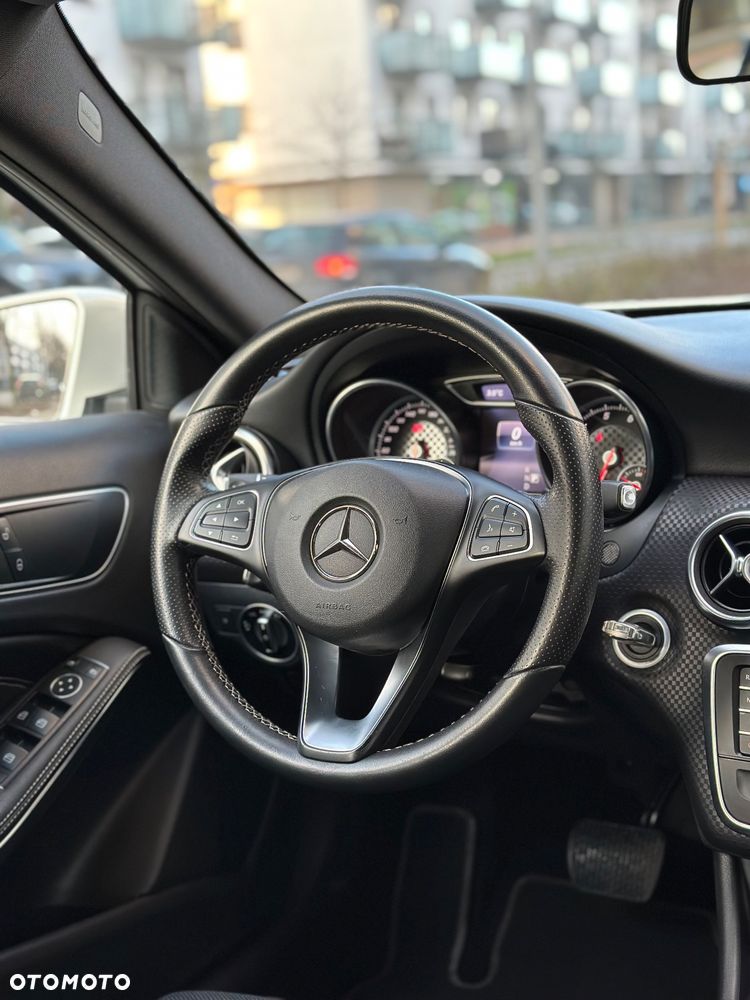 Mercedes-Benz Klasa A 180 7G-DCT SCORE - 7