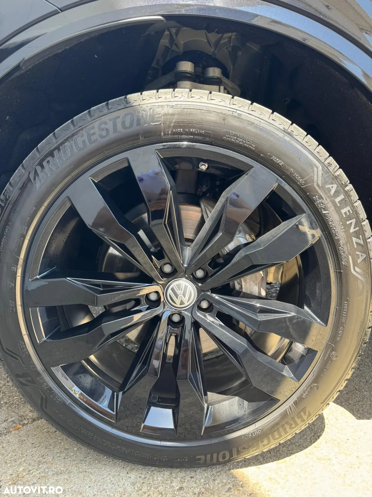 Volkswagen Touareg - 7