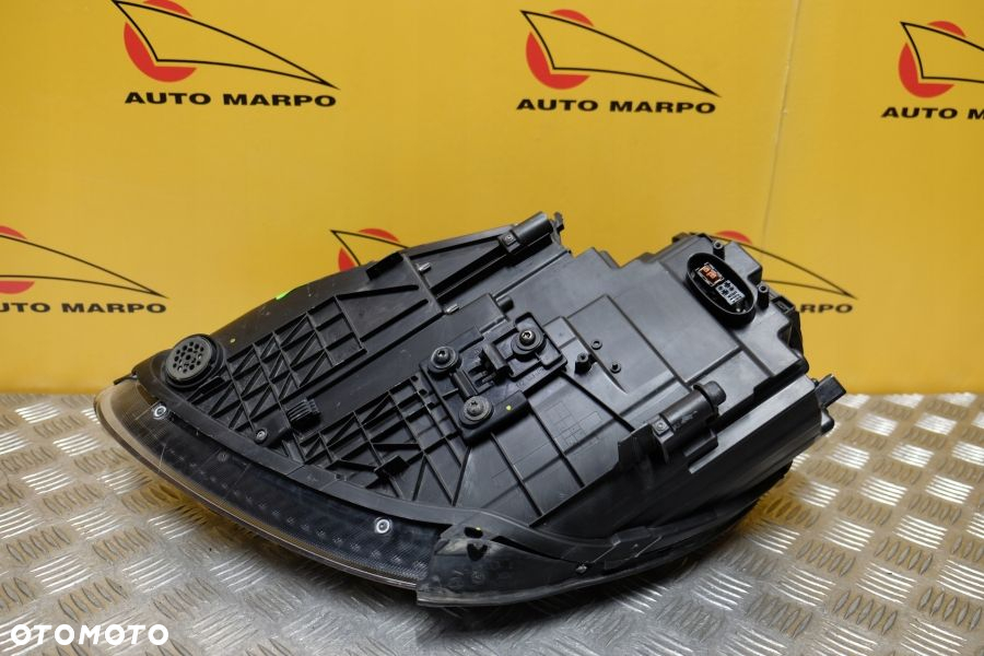 PORSCHE CAYENNE 2010 2011- REFLEKTOR LAMPA XENON R USA - 15