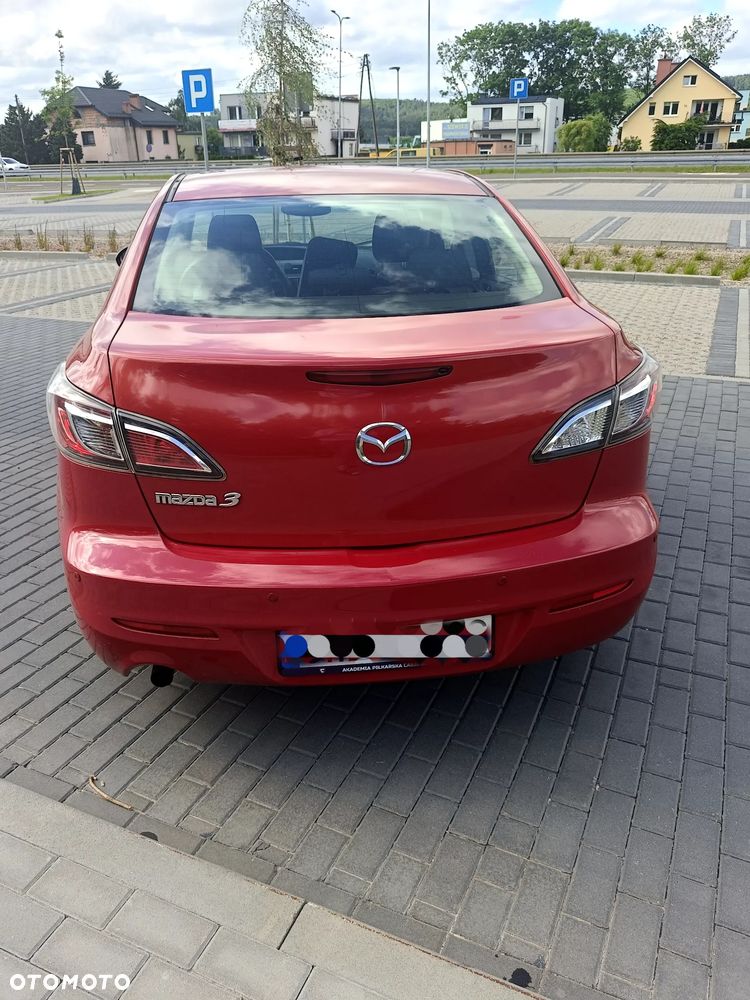 Mazda 3 1.6 Exclusive + - 3