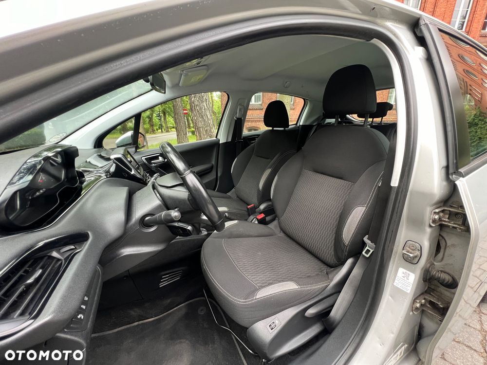 Peugeot 208 Blue-HDi 100 Stop&Start Allure - 8