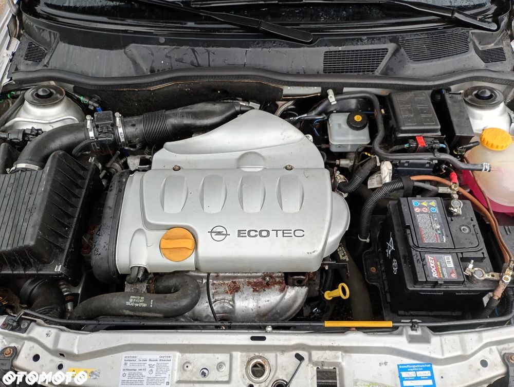 Opel Astra 1.8 Edition - 9