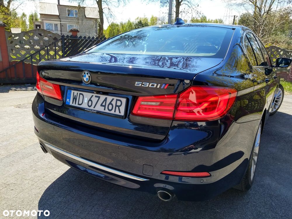 BMW Seria 5 530i GPF xDrive Luxury Line sport - 1
