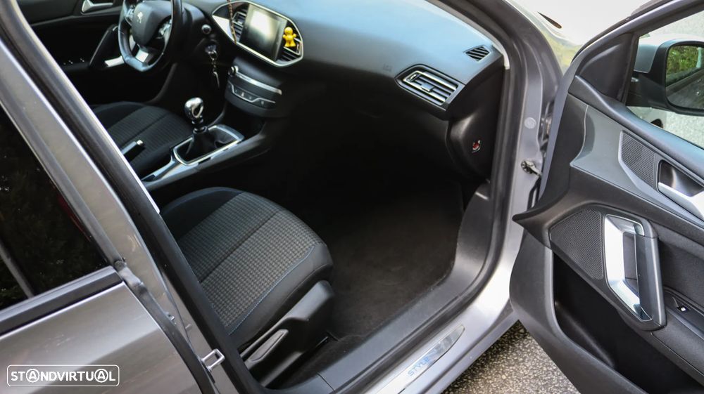 Peugeot 308 1.5 BlueHDi Style - 6