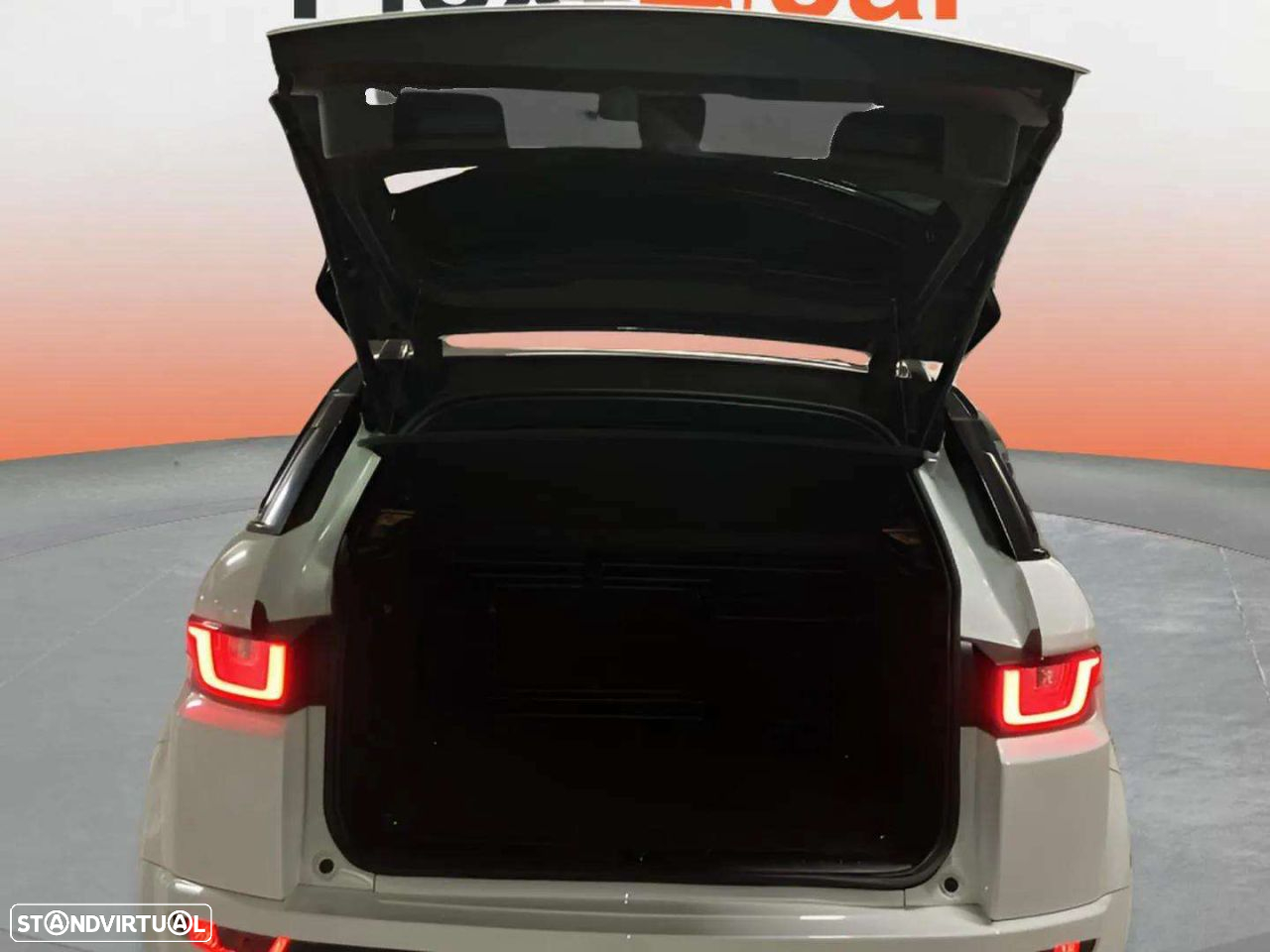 Land Rover Range Rover Evoque - 17