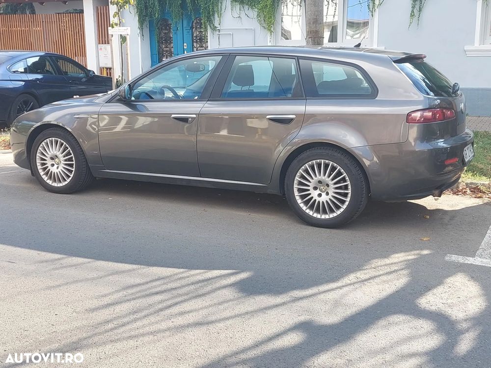 Alfa Romeo 159 SW 1.9 Multijet Impression - 3