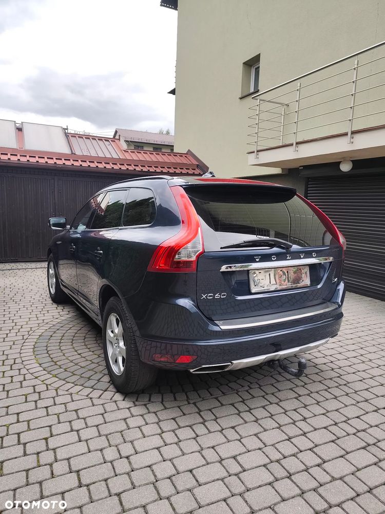 Volvo XC 60 D4 Geartronic Momentum - 6